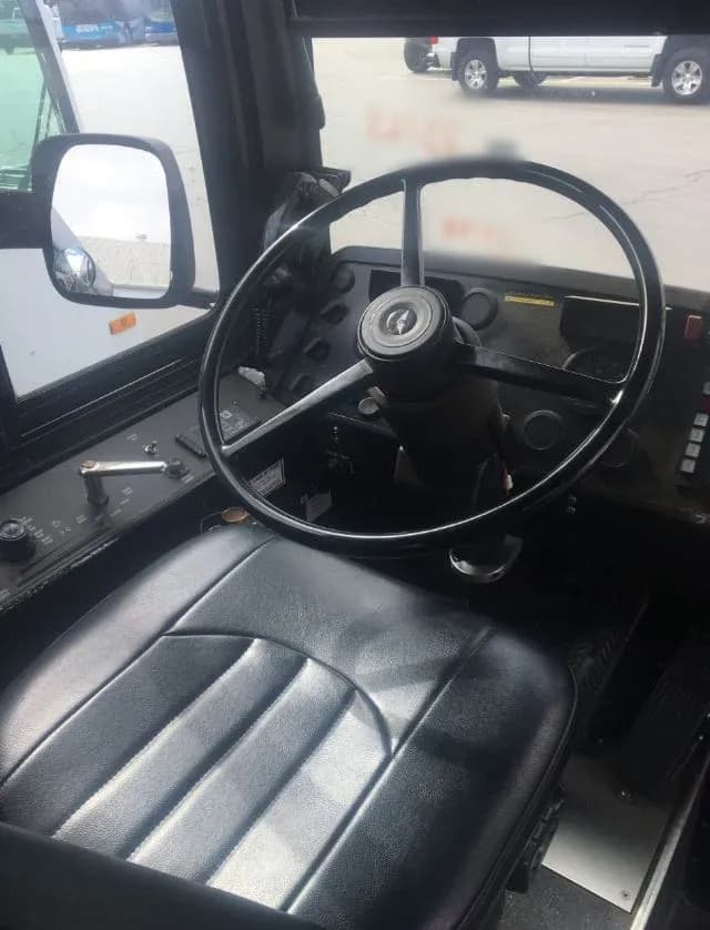 2008 New Flyer C40LF Low Floor 40 ft Transit Bus - Image 2
