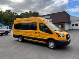 2019 Ford E350 bus
