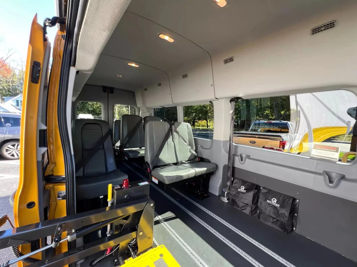 2019 Ford E350 ADA School Passenger Van - Image 7