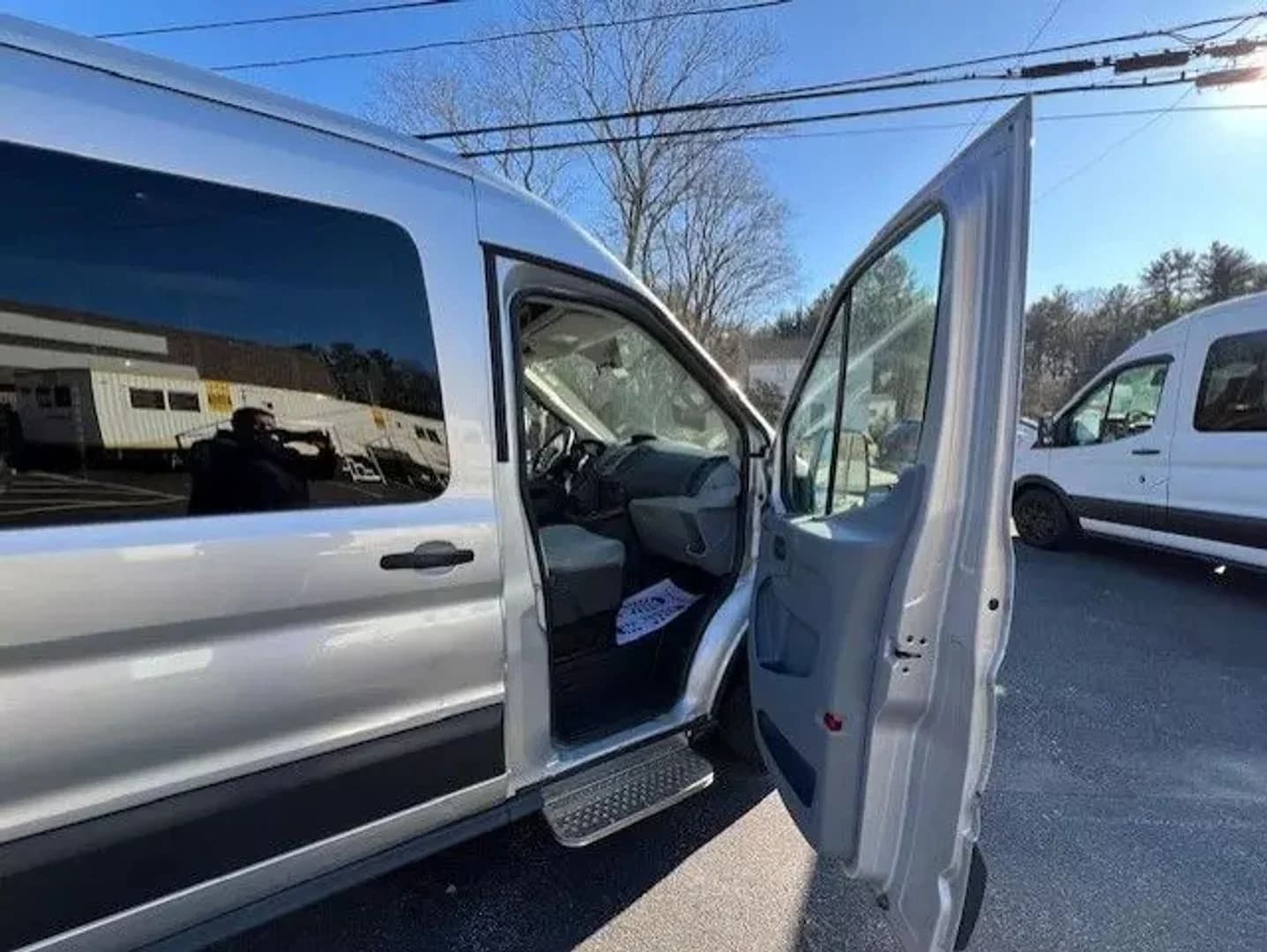 2016 Ford Transit 350 Wagon XLT Passenger Van - Image 8