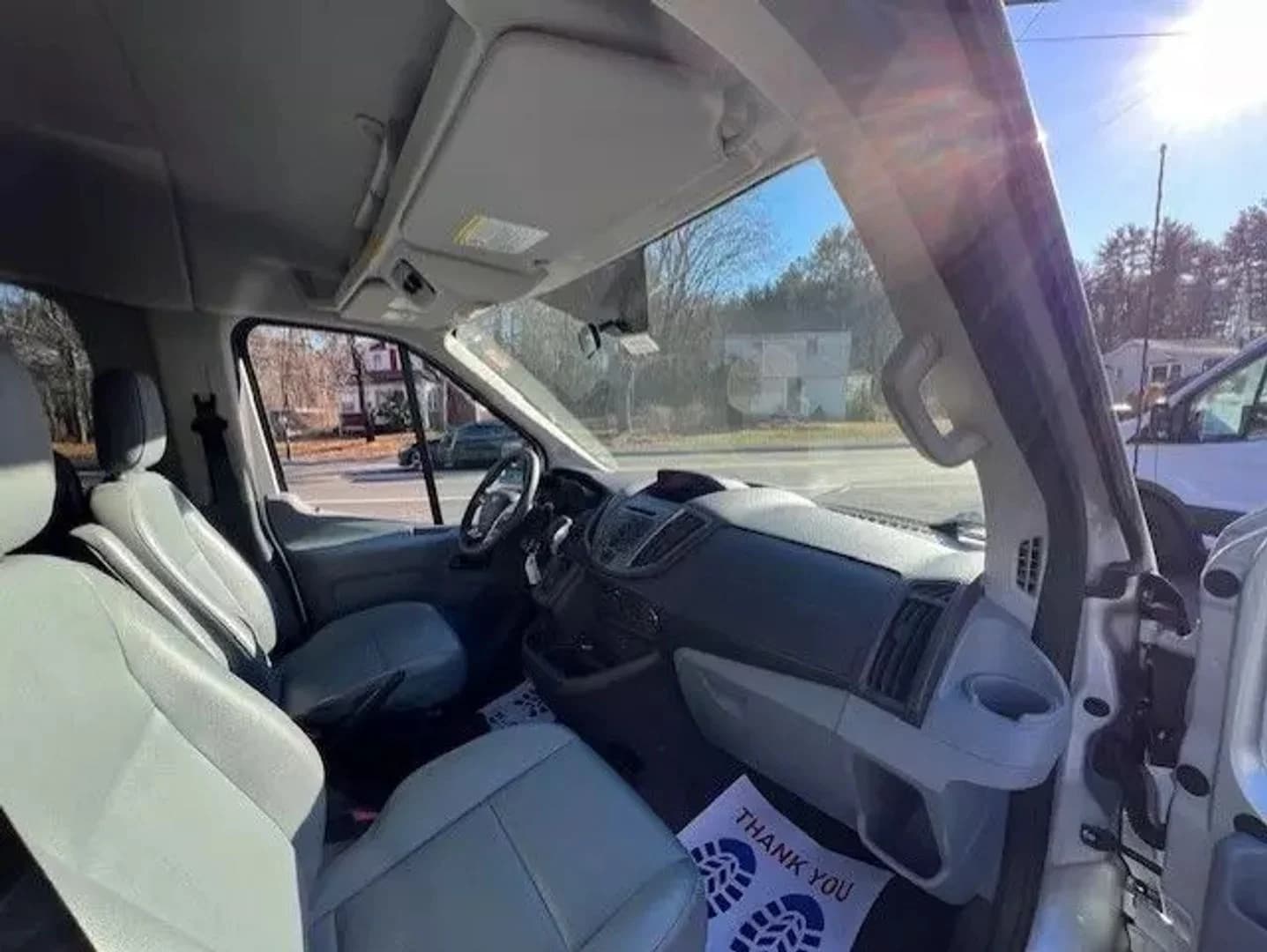 2016 Ford Transit 350 Wagon XLT Passenger Van - Image 9