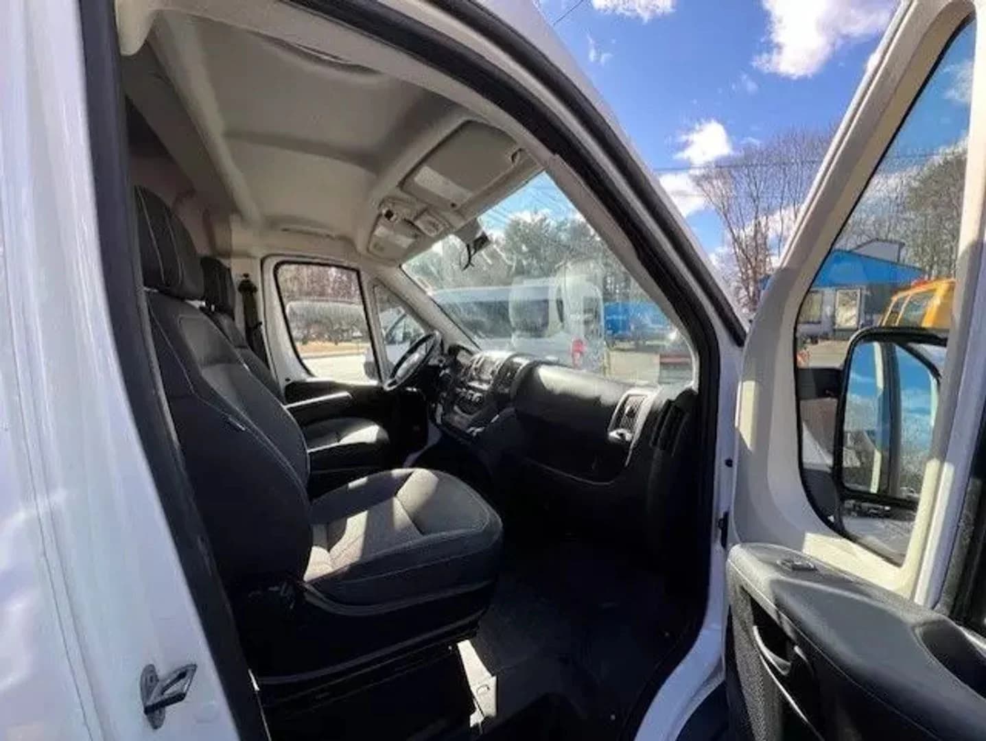2019 RAM ProMaster ADA Passenger Van - Image 10