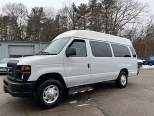 2014 Ford E250 bus