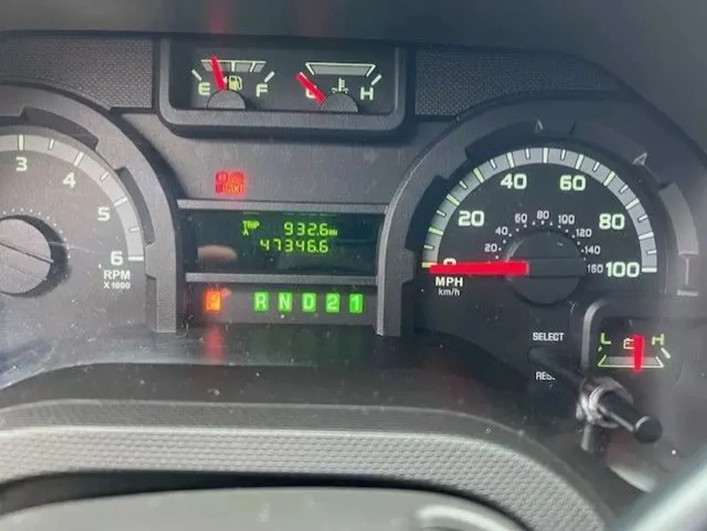 2014 Ford E250 ADA Passenger Van - Image 14