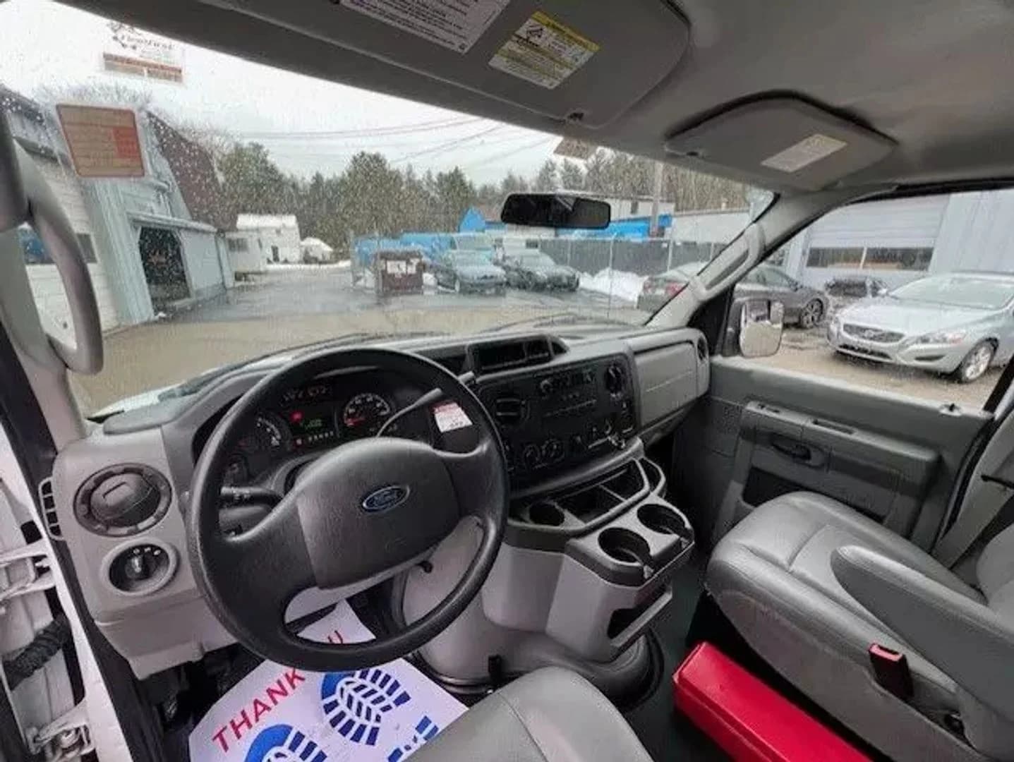 2014 Ford E250 ADA Passenger Van - Image 15
