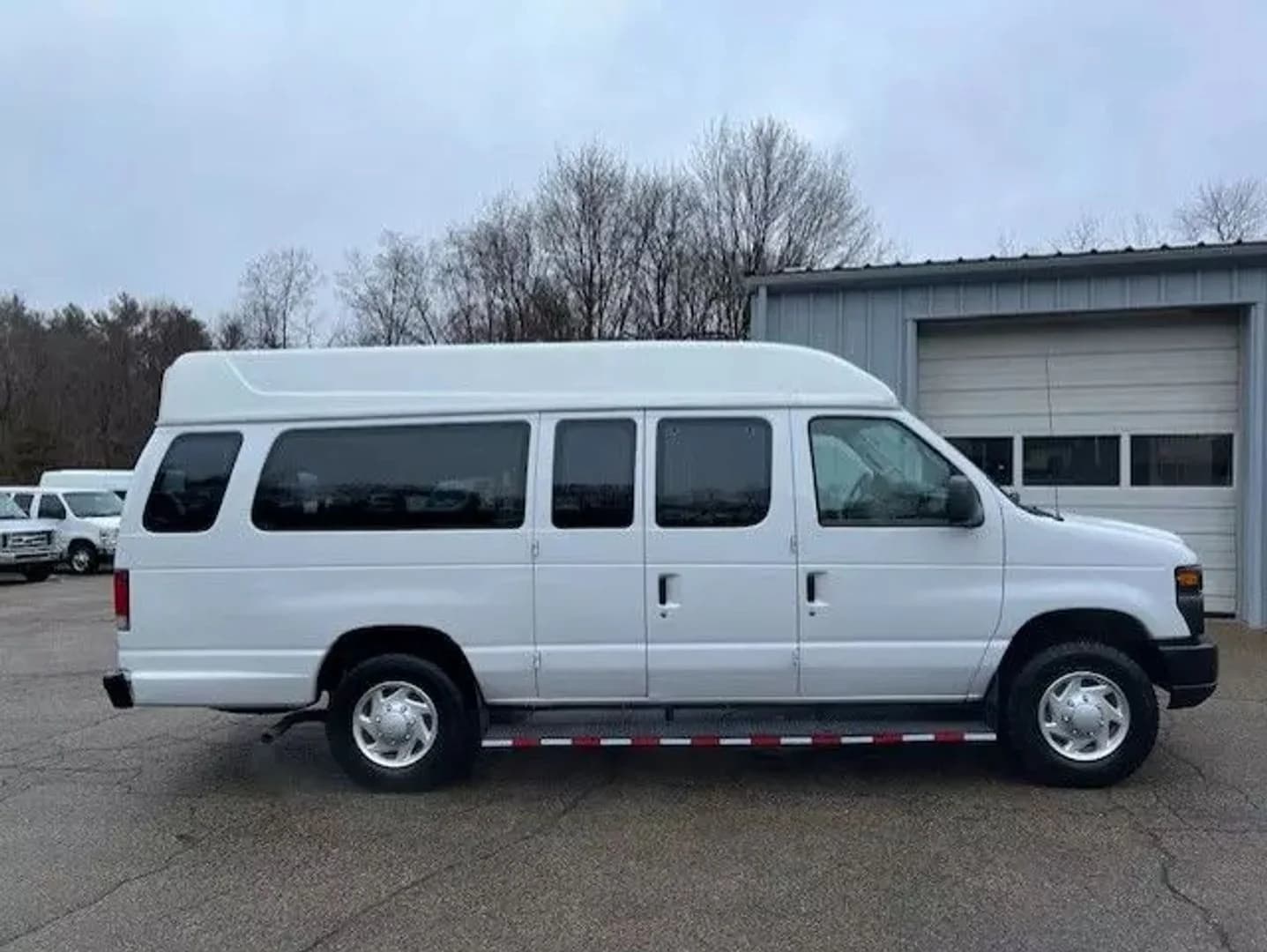 2014 Ford E250 ADA Passenger Van - Image 6