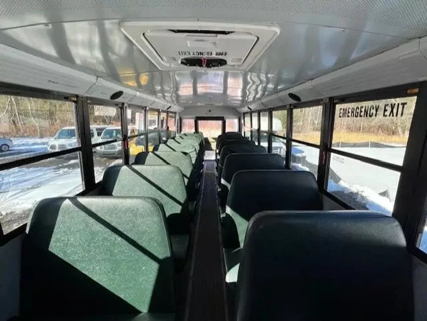 2016 Freightliner Saf-T-Liner School Bus - Image 9