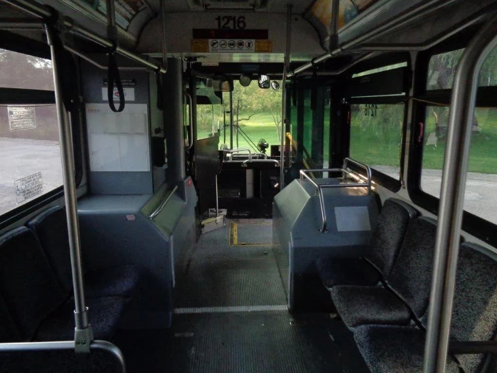 Gillig #21689 - Image 5