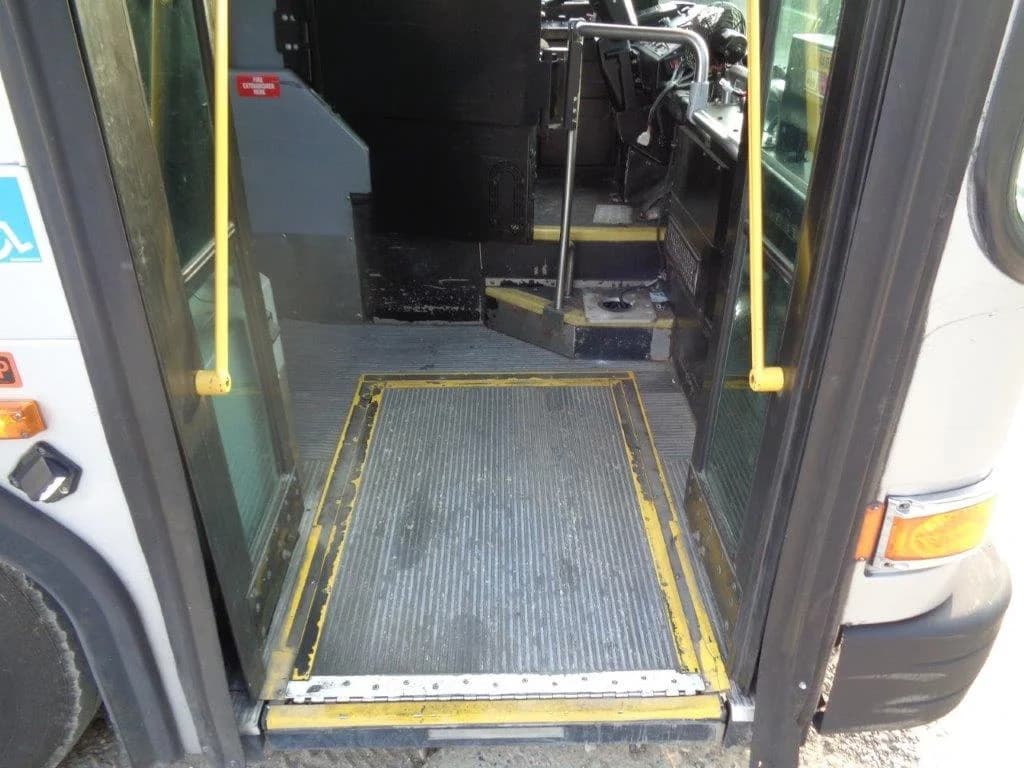 Gillig #21689 - Image 12