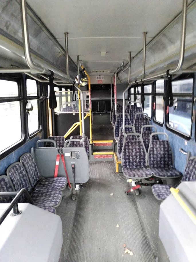 2009 Gillig Hybrid Low Floor 35 ft Transit Bus - Image 3