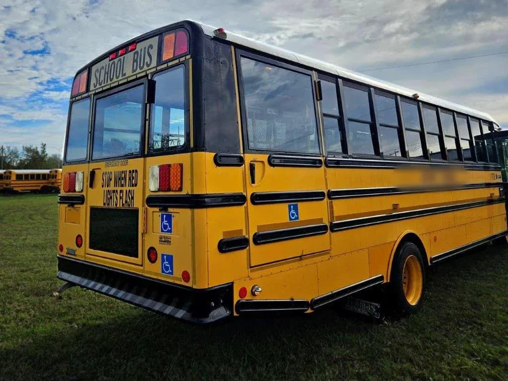 2017 Thomas C2 School Bus - Image 3