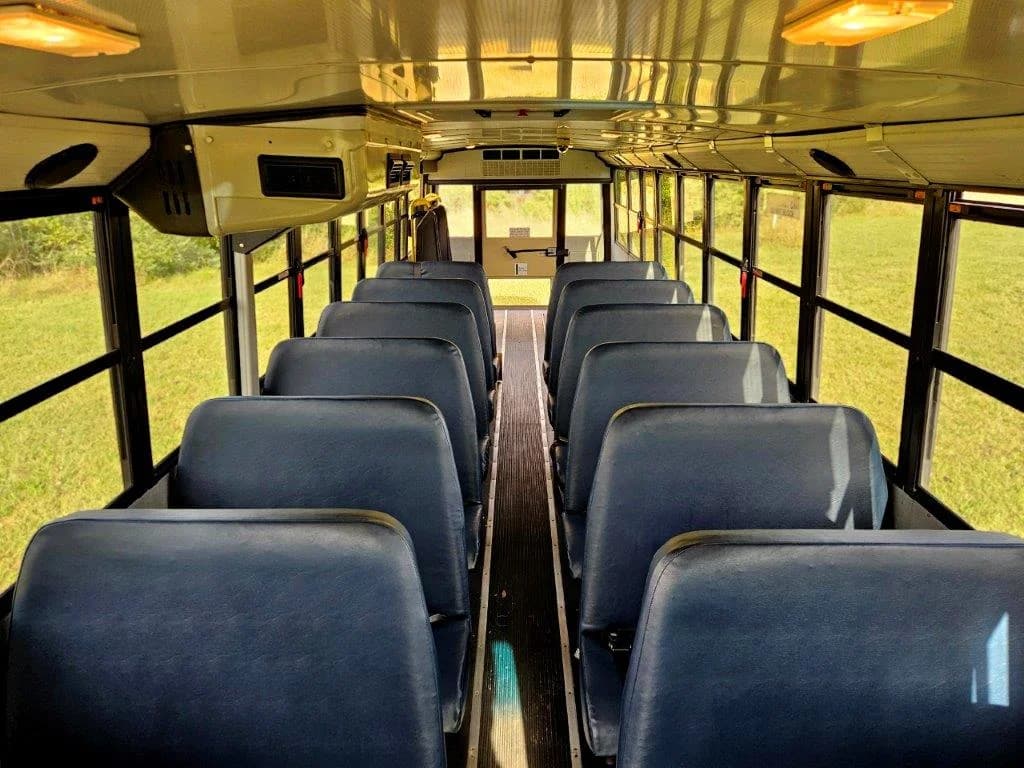 2017 Thomas C2 School Bus - Image 4