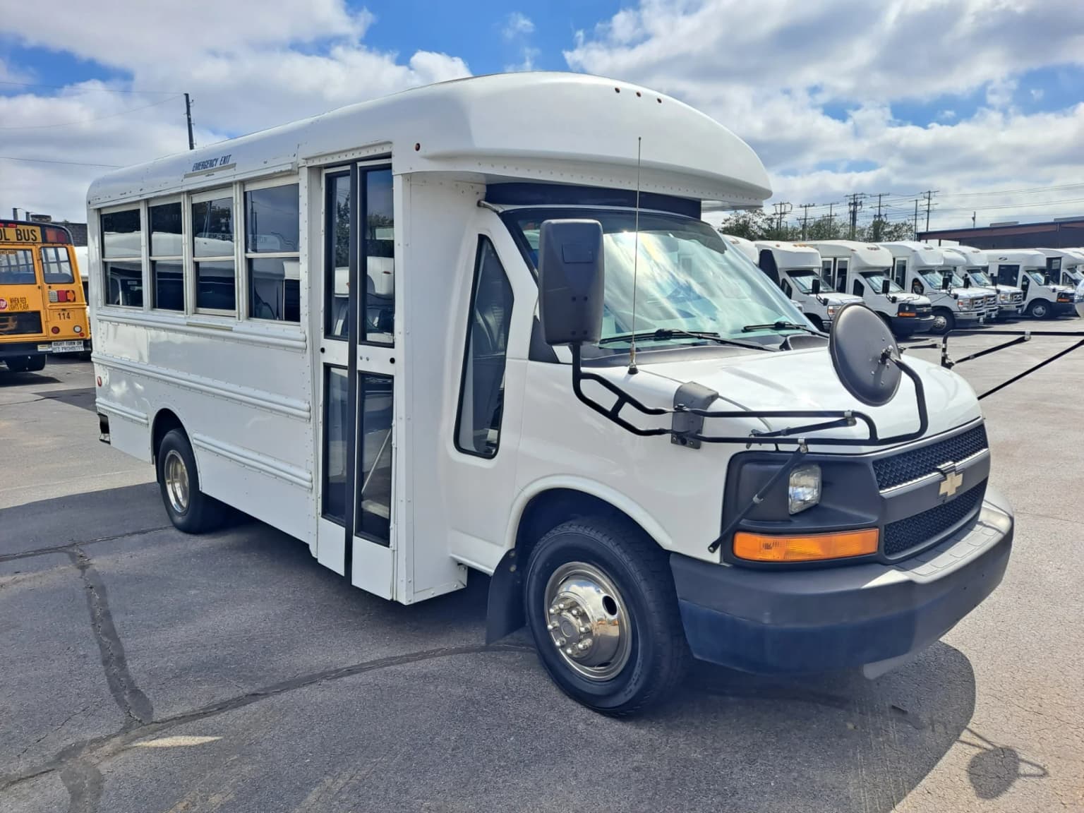 2011 Thomas Minotour MFSAB Activity Bus - Image 1