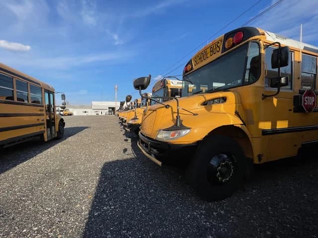 BULK FLEET DEAL 4 MATCHING BUSES - Image 19