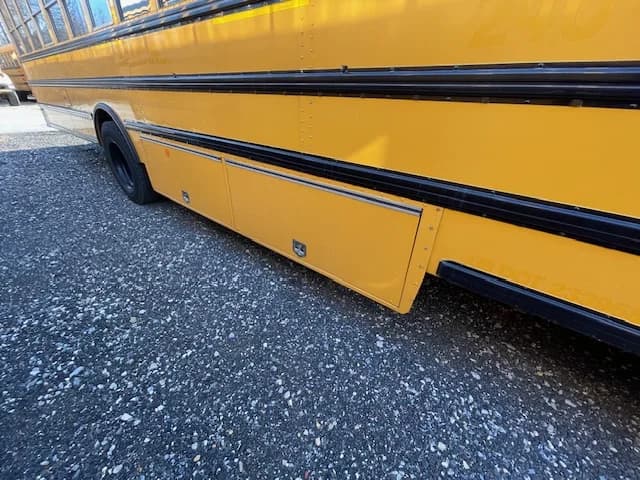 BULK FLEET DEAL 4 MATCHING BUSES - Image 45