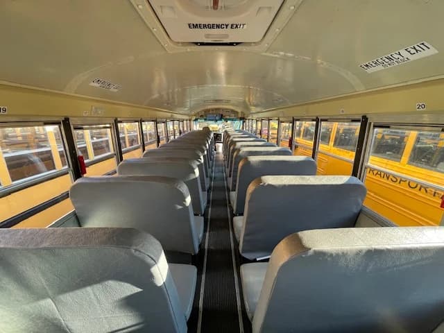 BULK FLEET DEAL 4 MATCHING BUSES - Image 5