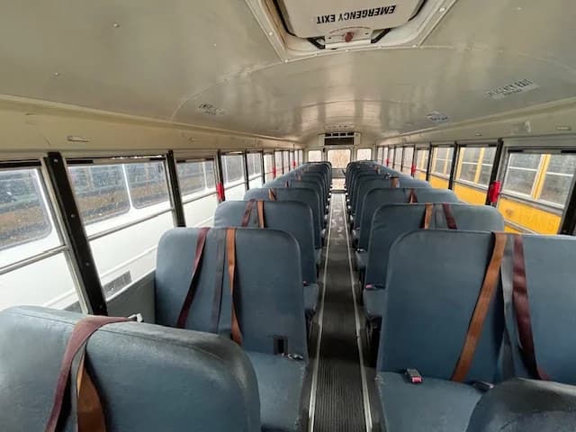 Bulk Fleet Deal 7 Buses 77 Passengers A/C - Image 11