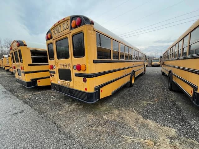 Bulk Fleet Deal 7 Buses 77 Passengers A/C - Image 24