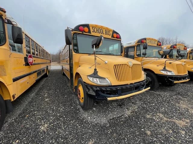 Bulk Fleet Deal 7 Buses 77 Passengers A/C - Image 26