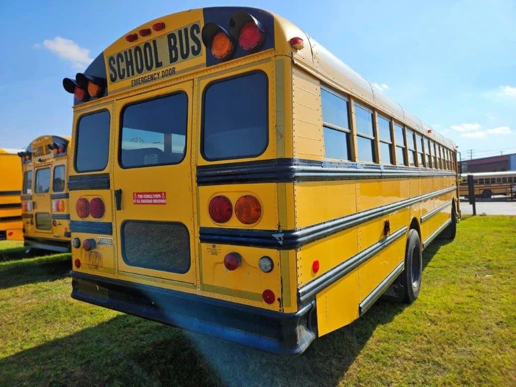 2003 Thomas EFX School Bus - Image 3