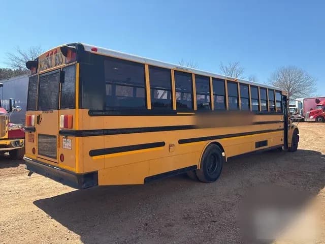 2015 Thomas C2 School Bus - Image 3