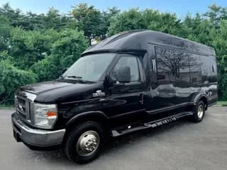 2013 Ford E350 bus