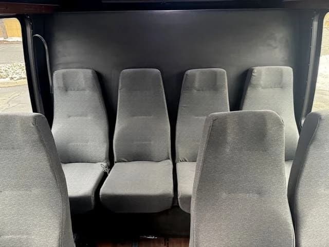 2013 Ford E350 Turtle Top Lux Shuttle - Image 7