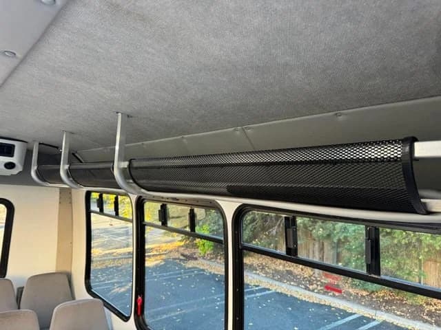 Express 4500 #21758 - Image 5