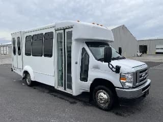 2021 Ford E350 bus
