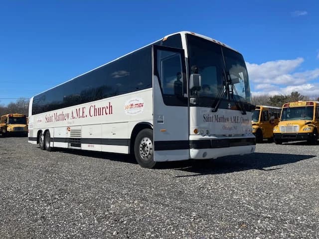 2006 Prevost LeMirage XL 2 Coach - Image 2