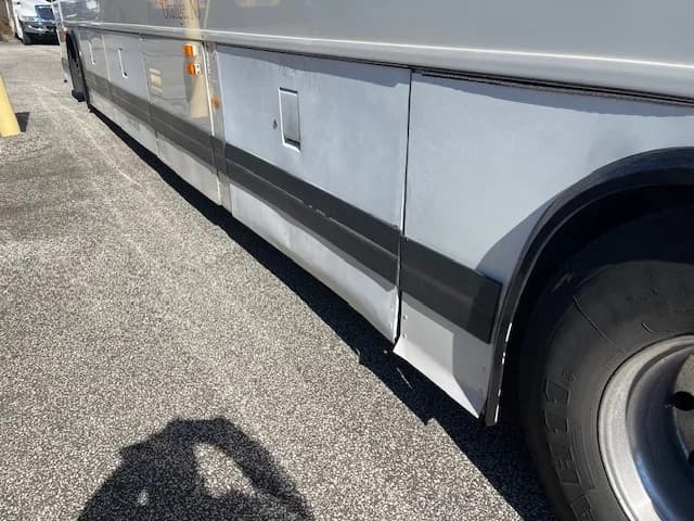 2006 Prevost LeMirage XL 2 Coach - Image 24