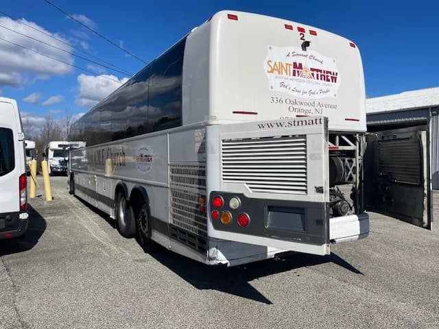 2006 Prevost LeMirage XL 2 Coach - Image 28