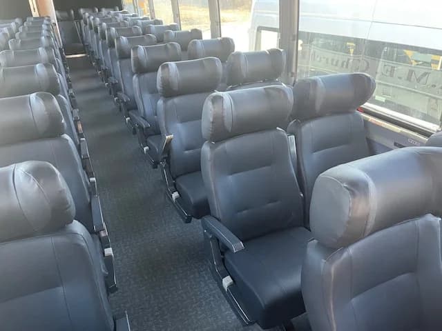 2006 Prevost LeMirage XL 2 Coach - Image 66