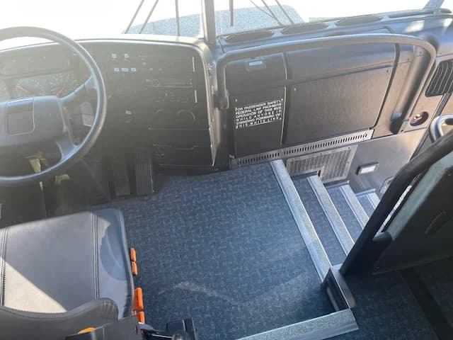 2006 Prevost LeMirage XL 2 Coach - Image 71
