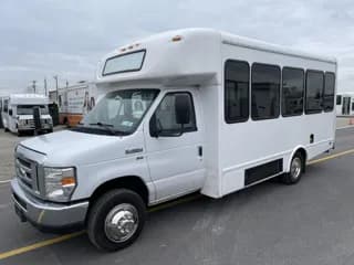 2019 Ford E350 bus