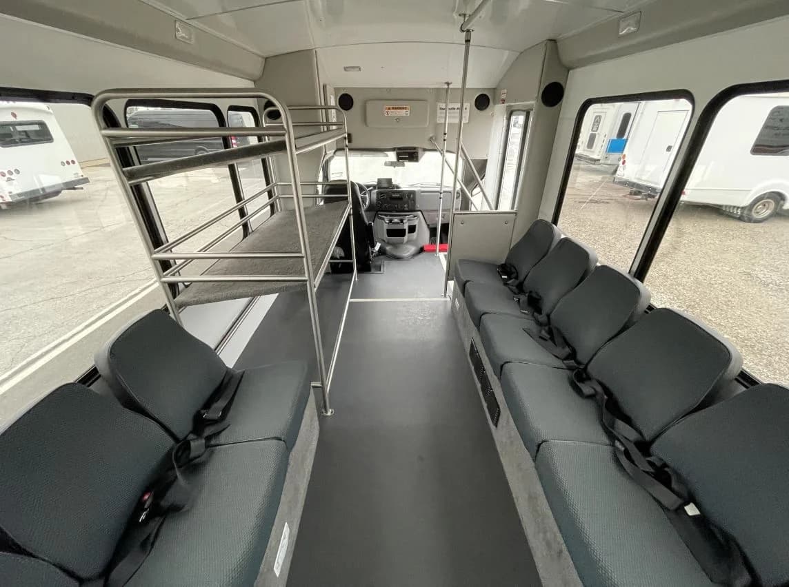 2019 Ford E350 Starcraft Shuttle Bus - Image 5
