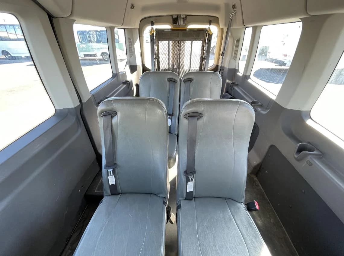 2020 Ford Transit Passenger Van - Image 5