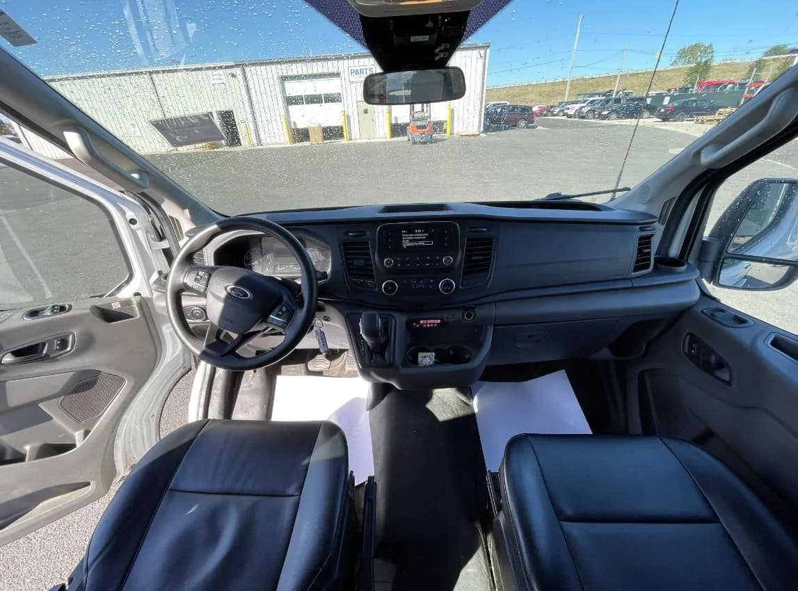 2020 Ford Transit Passenger Van - Image 7
