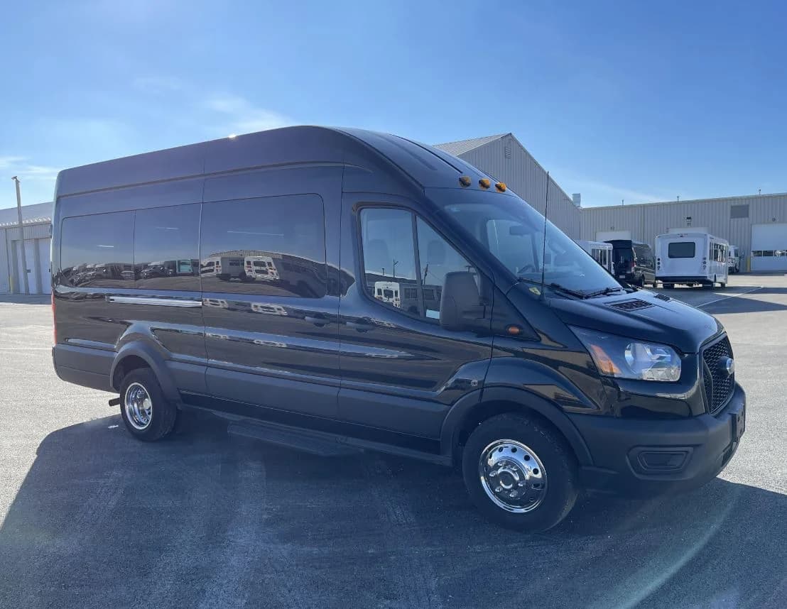 2023 Ford Transit 350 HD XL Passenger Van - Image 1