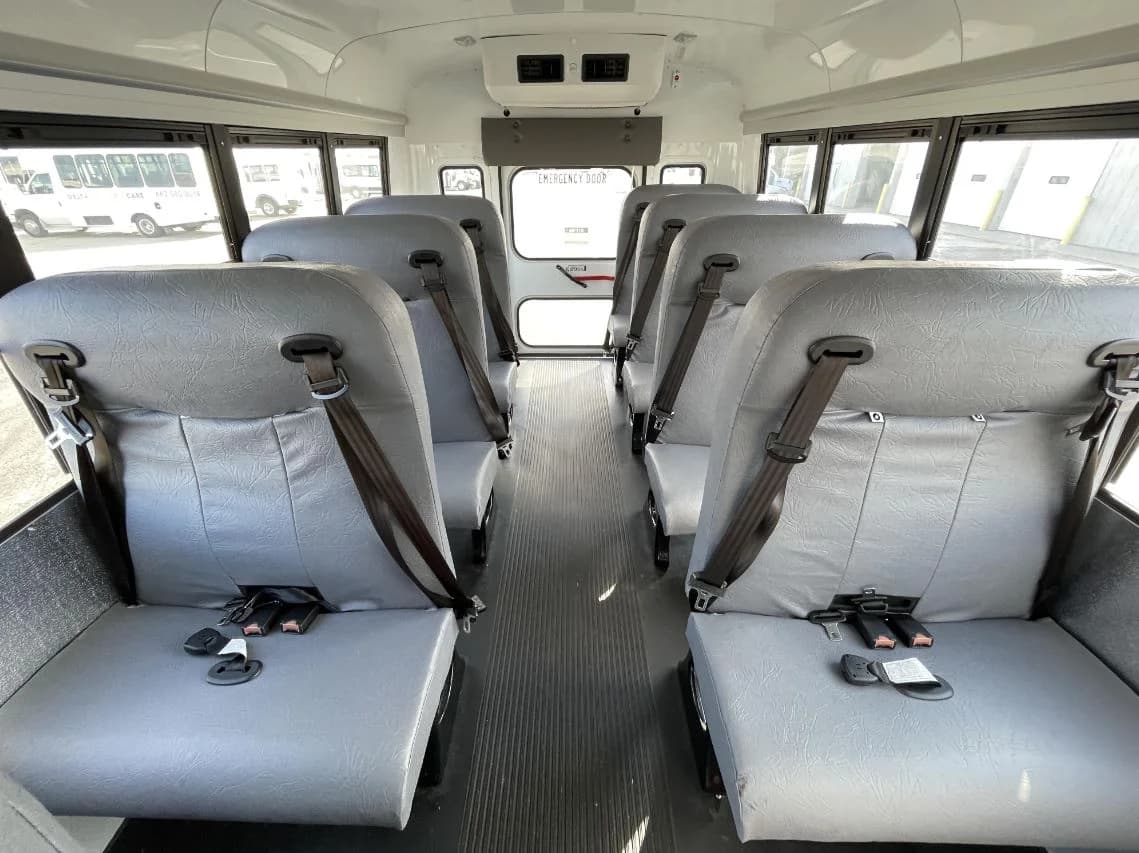 2018 Chevrolet Express 3500 Girardin MFSAB - Image 6