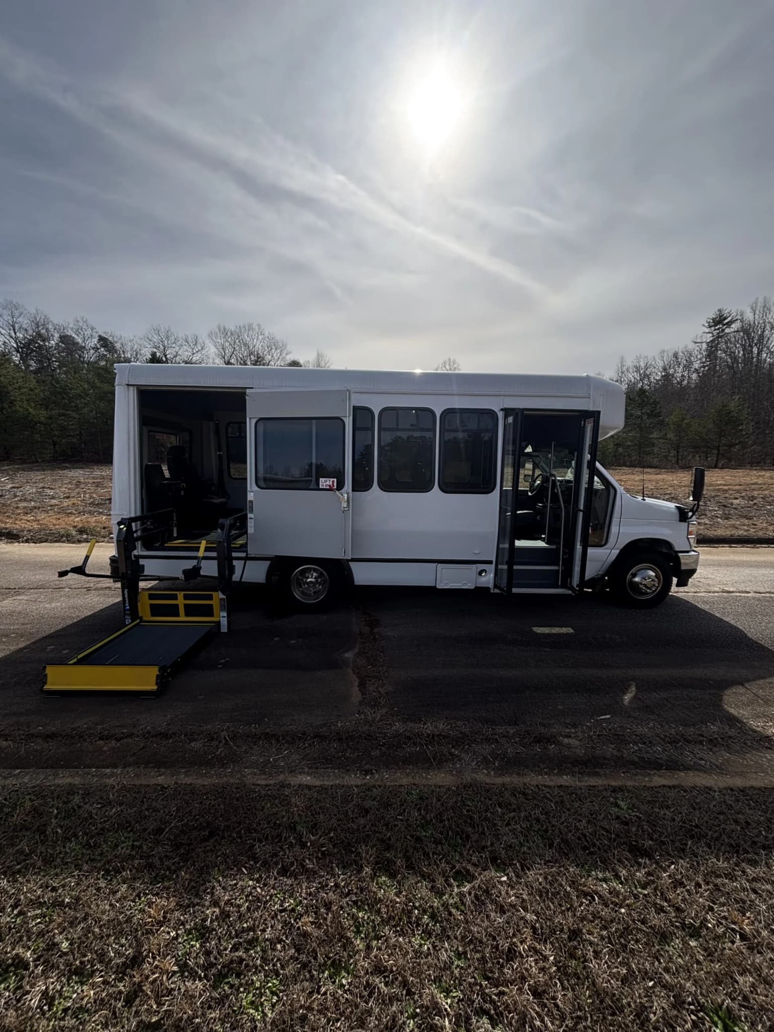 2024 Ford Phoenix 23 C&E Shuttle Bus - Image 3
