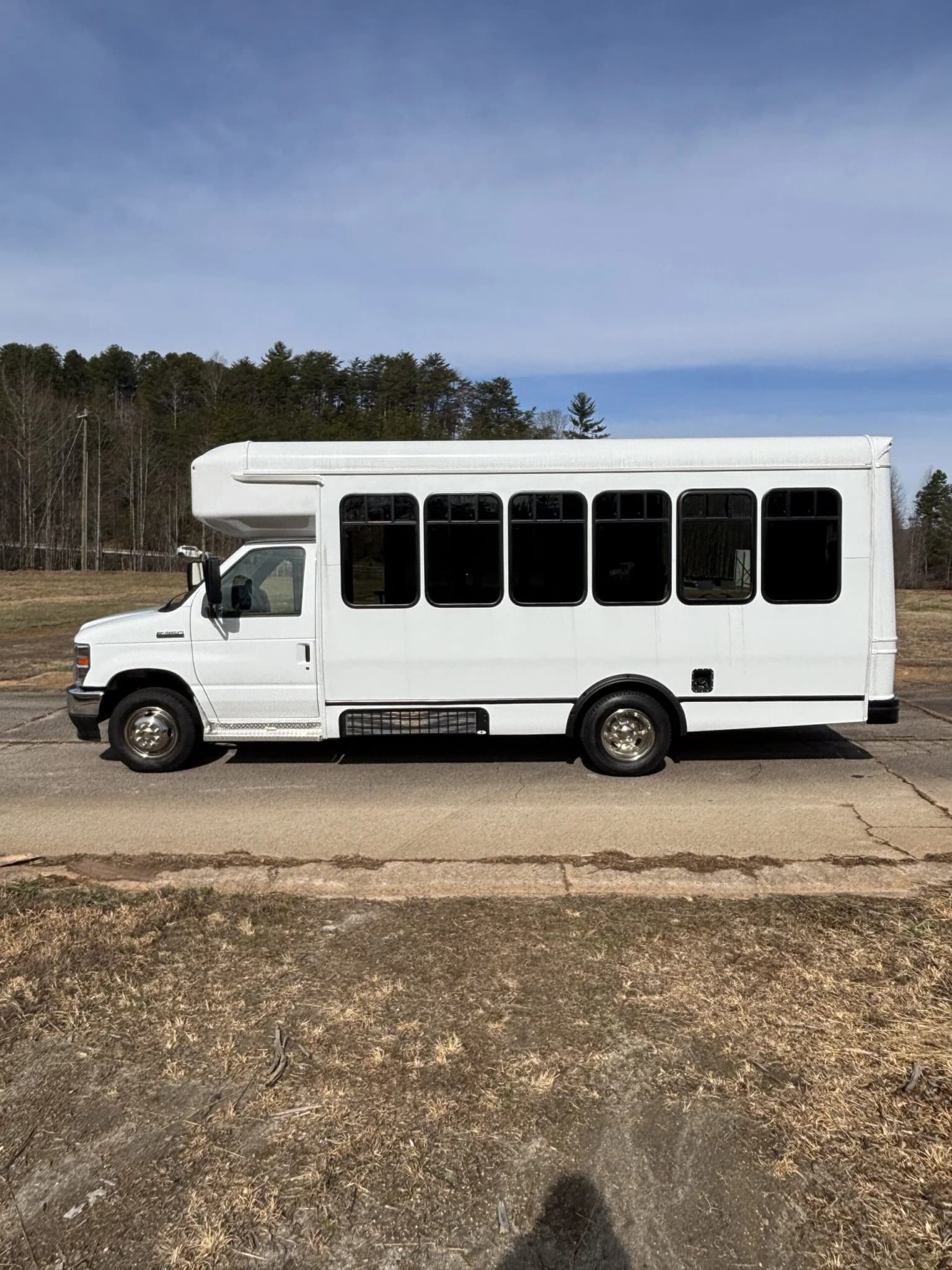 2024 Ford Phoenix 23 C&E Shuttle Bus - Image 2