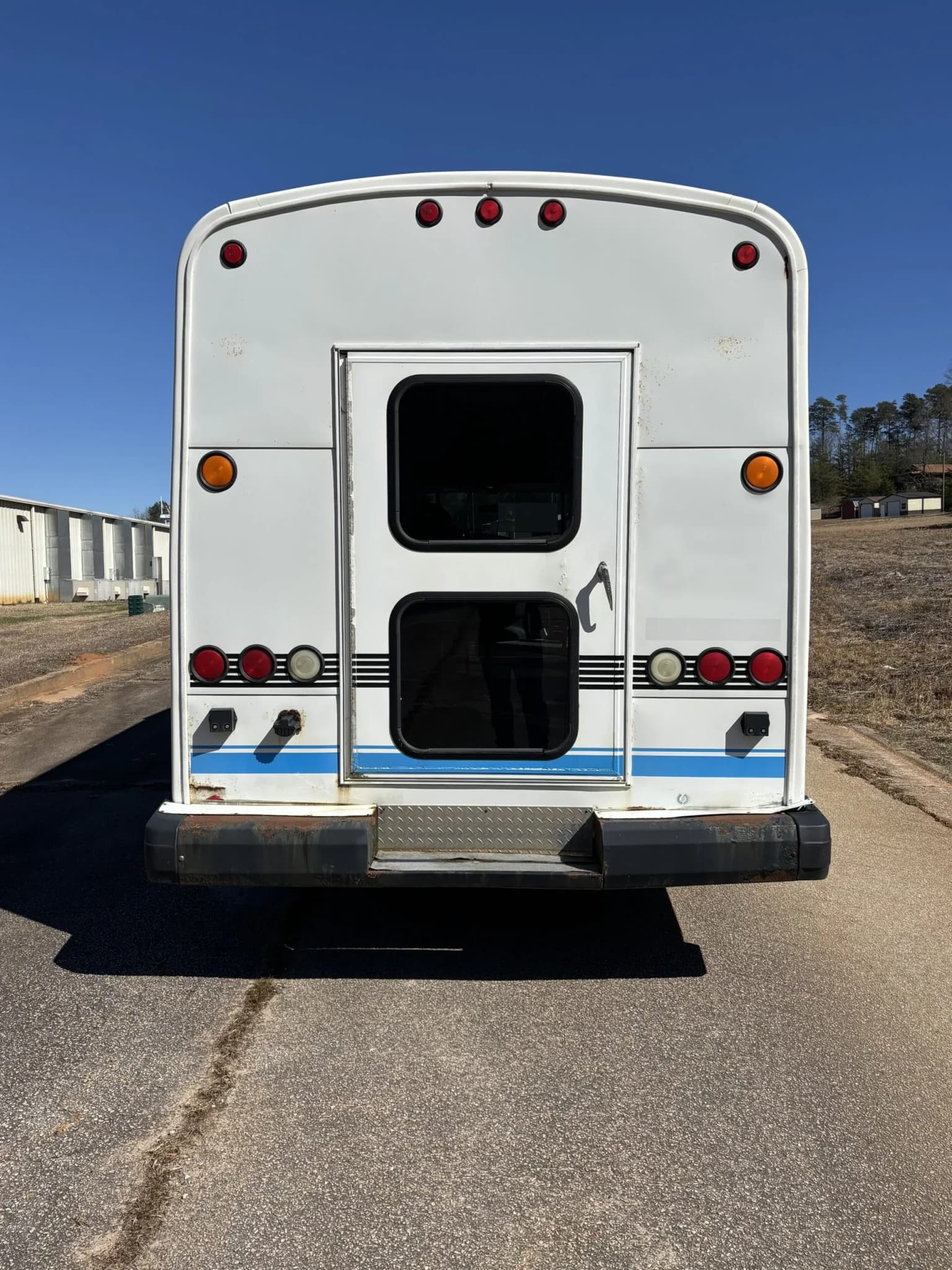 2008 Ford Champion Crusader Shuttle Bus - Image 5