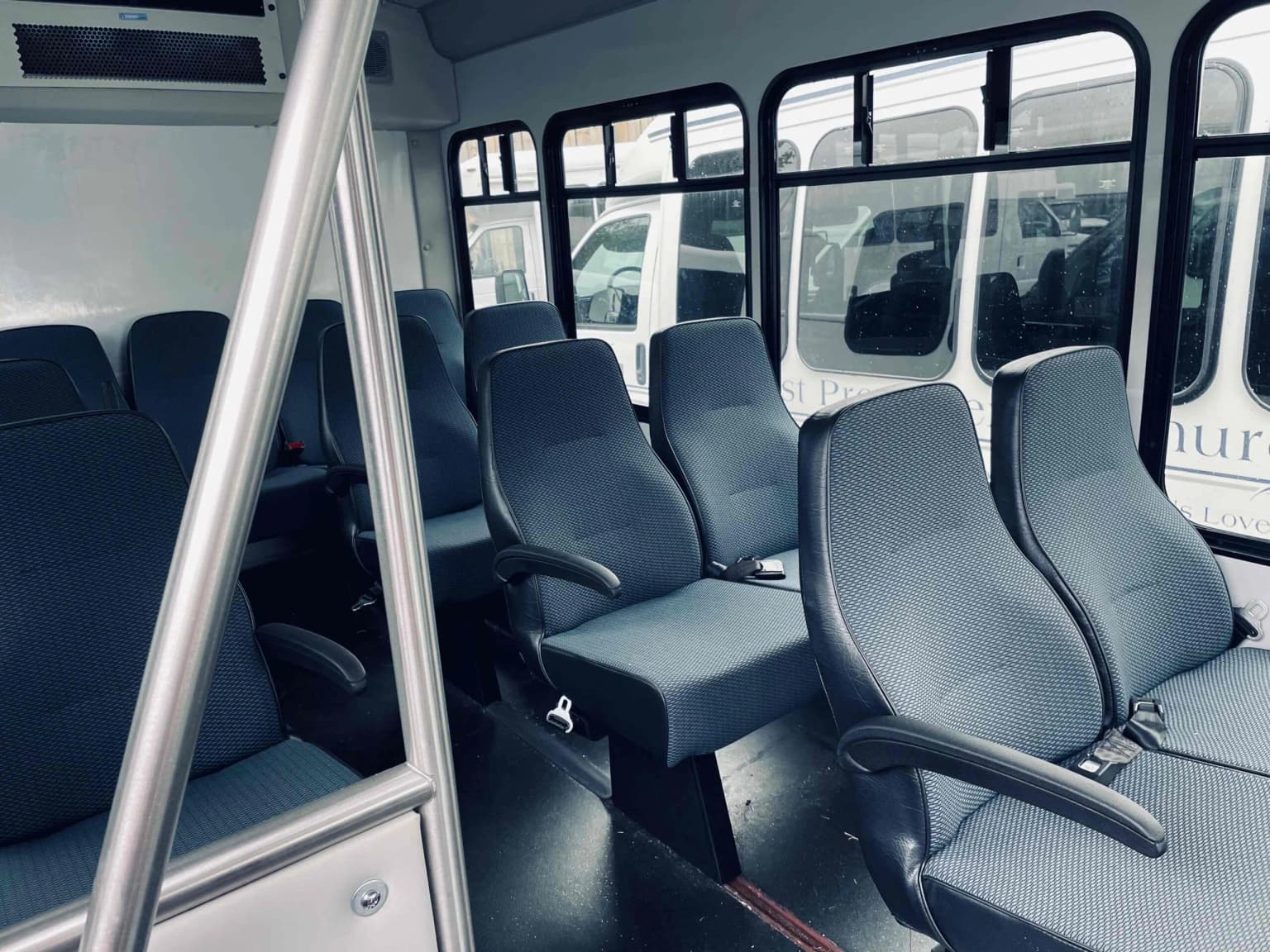 2022 Mercedes-Benz Sprinter 2500 Shuttle Bus - Image 7
