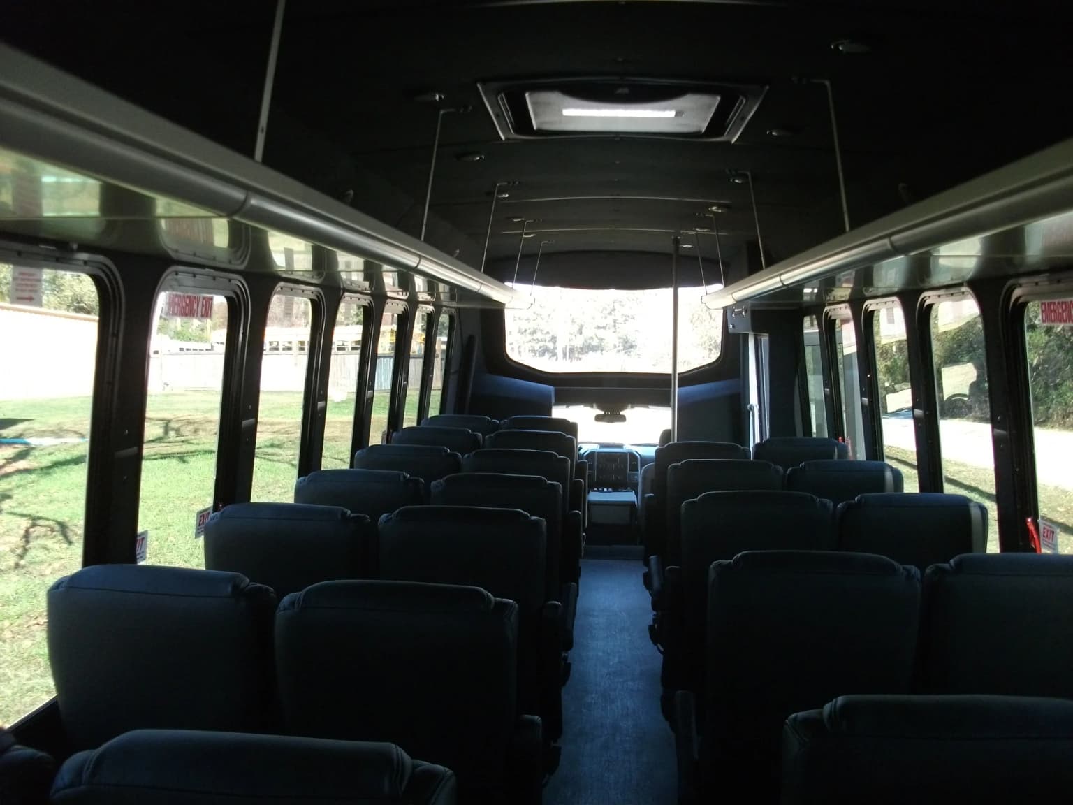 2024 Ford F550 Diamond Coach - Image 7
