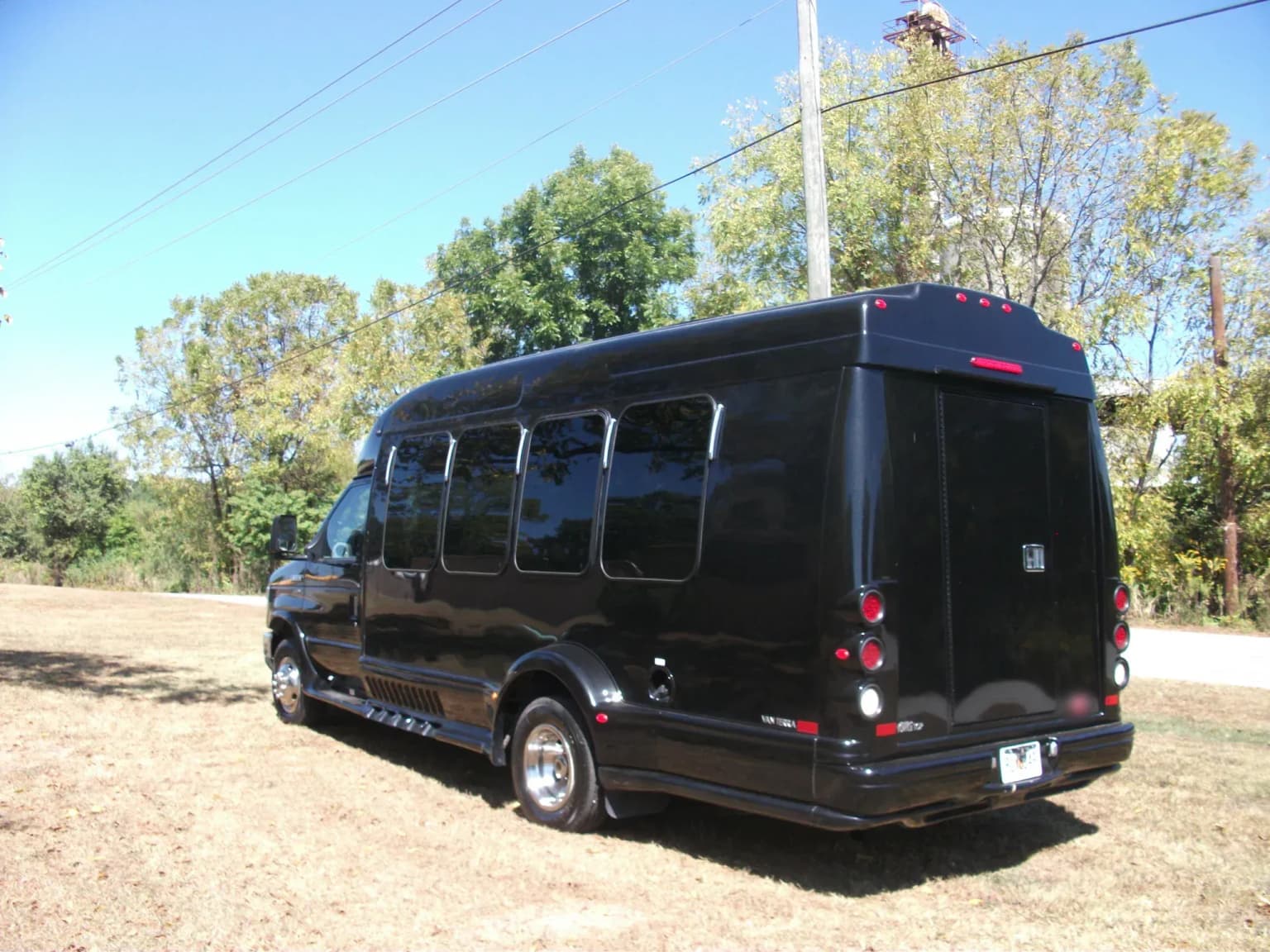 2012 Ford E350 Van Terra Turtle Top - Image 4