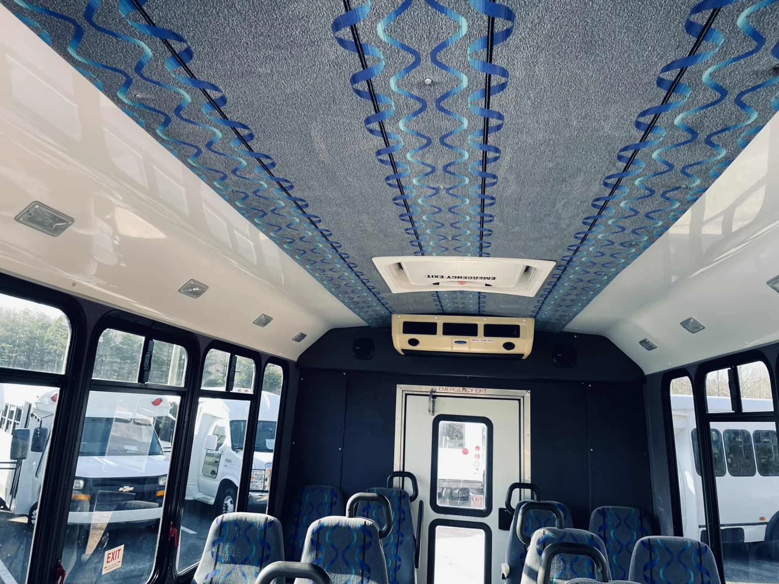 2008 Ford E450 El Dorado Shuttle Bus - Image 6