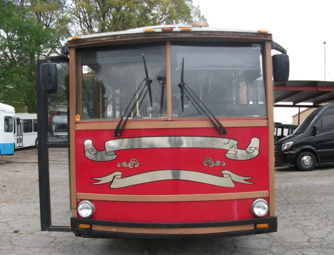 2004 Trolley Freightliner Supreme - Image 6