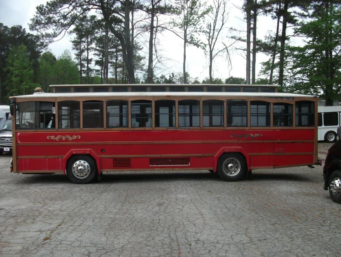 2004 Trolley Freightliner Supreme - Image 7