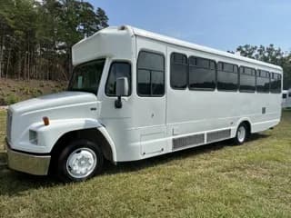 2005 Freightliner Concord bus